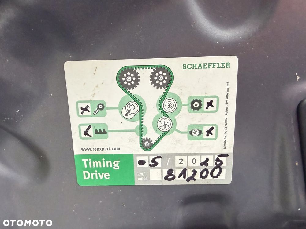 Chevrolet Cruze 1.8 LT - 17