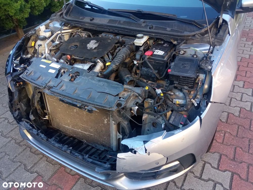 Peugeot 308 1.5 BlueHDi Business Line S&S - 21