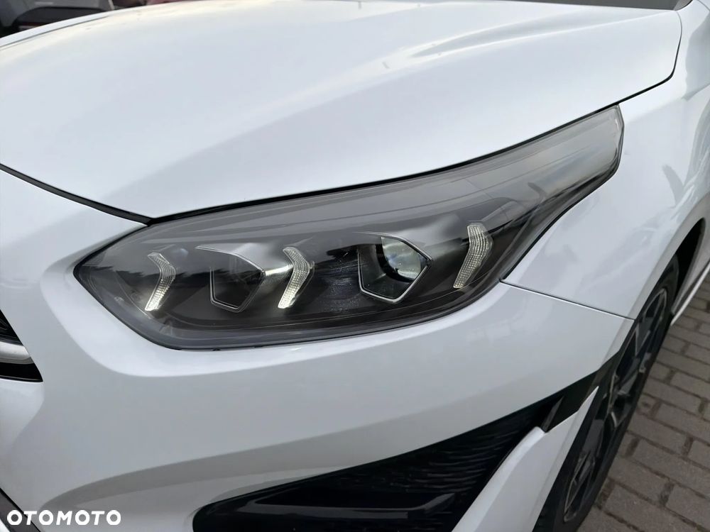 Kia ProCeed - 20