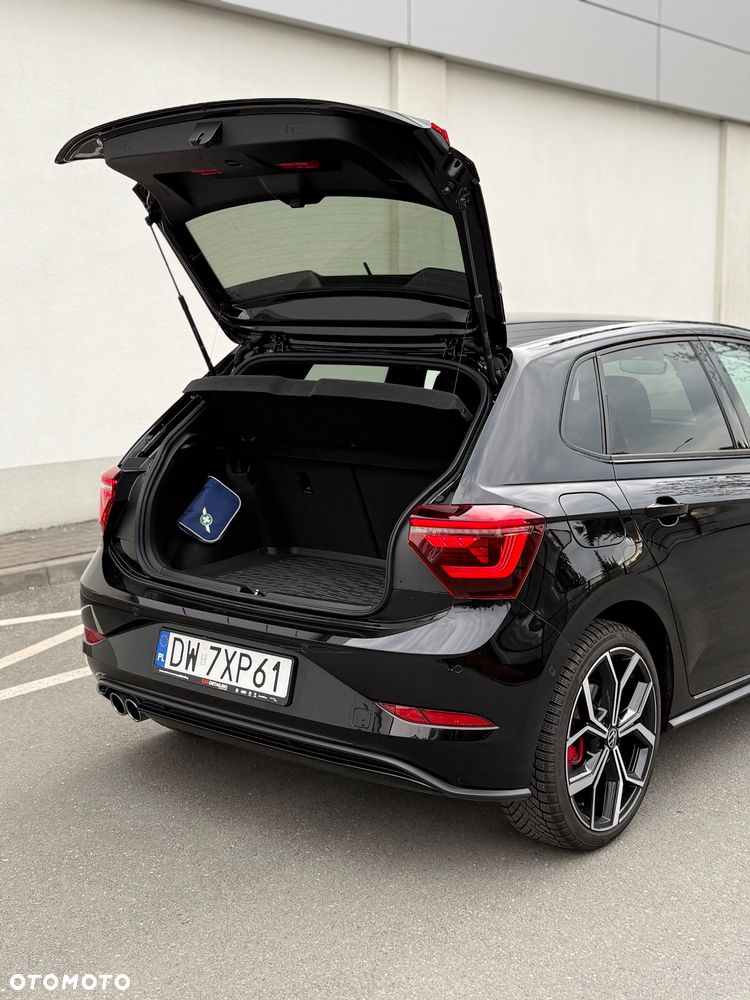 Volkswagen Polo - 10