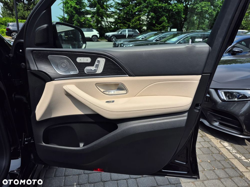 Mercedes-Benz GLE 300 d mHEV 4-Matic AMG Line - 37