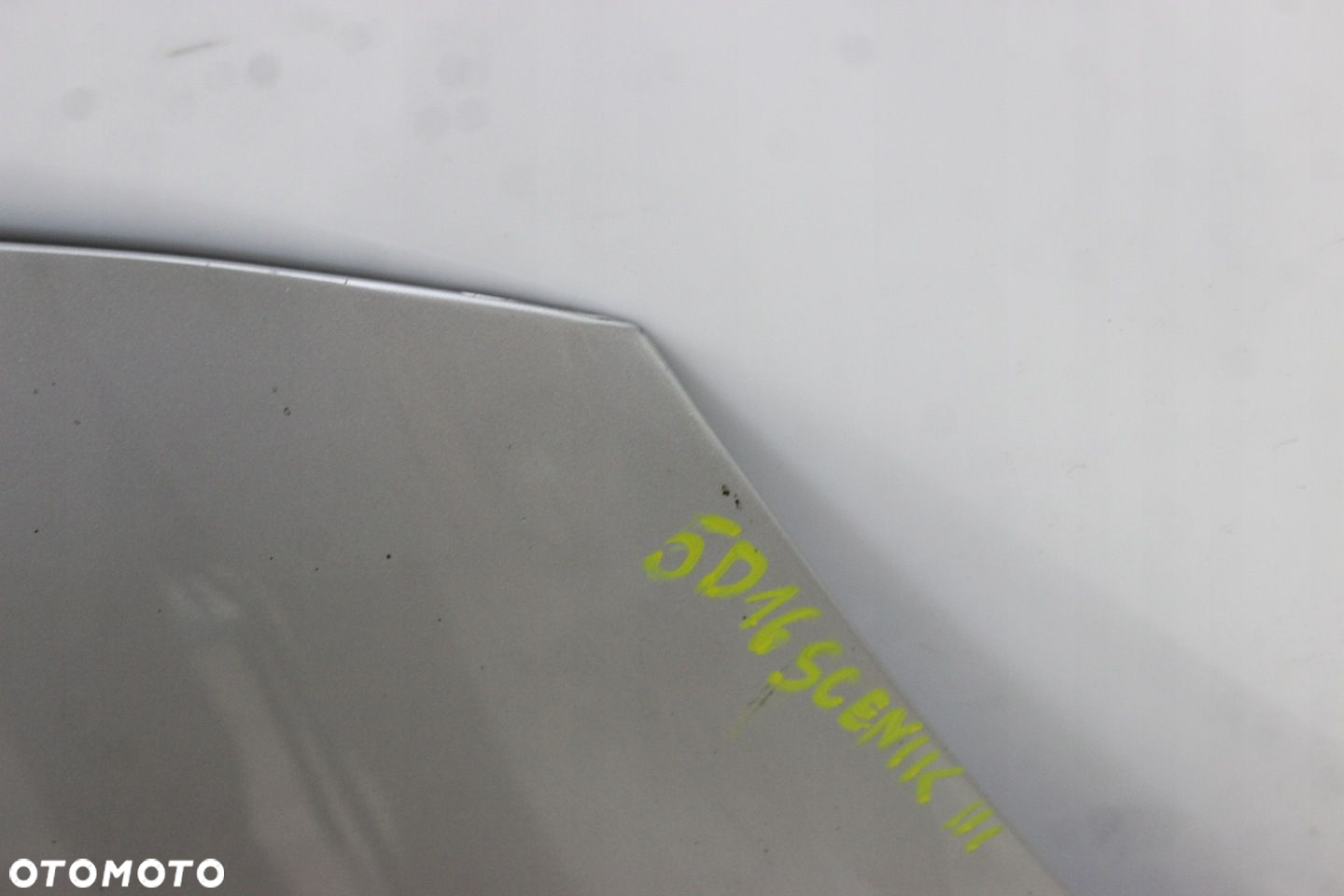 MASKA POKRYWA SILNIKA RENAULT SCENIC III 2009R- TED69 - KOD LAKIERU - 8
