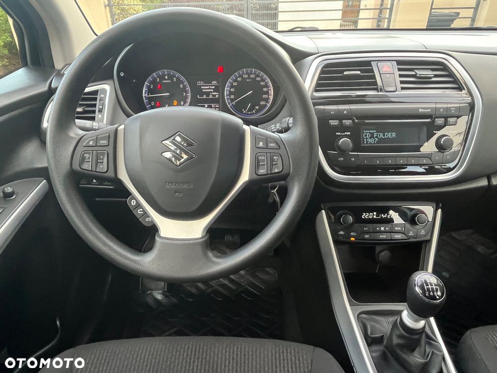 Suzuki SX4 S-Cross 1.4 SHVS Comfort Plus - 32