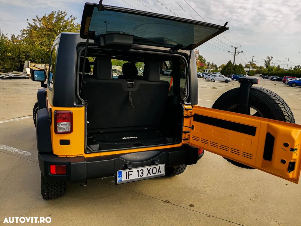 Jeep Wrangler 2.8 CRD AT Sport - 6