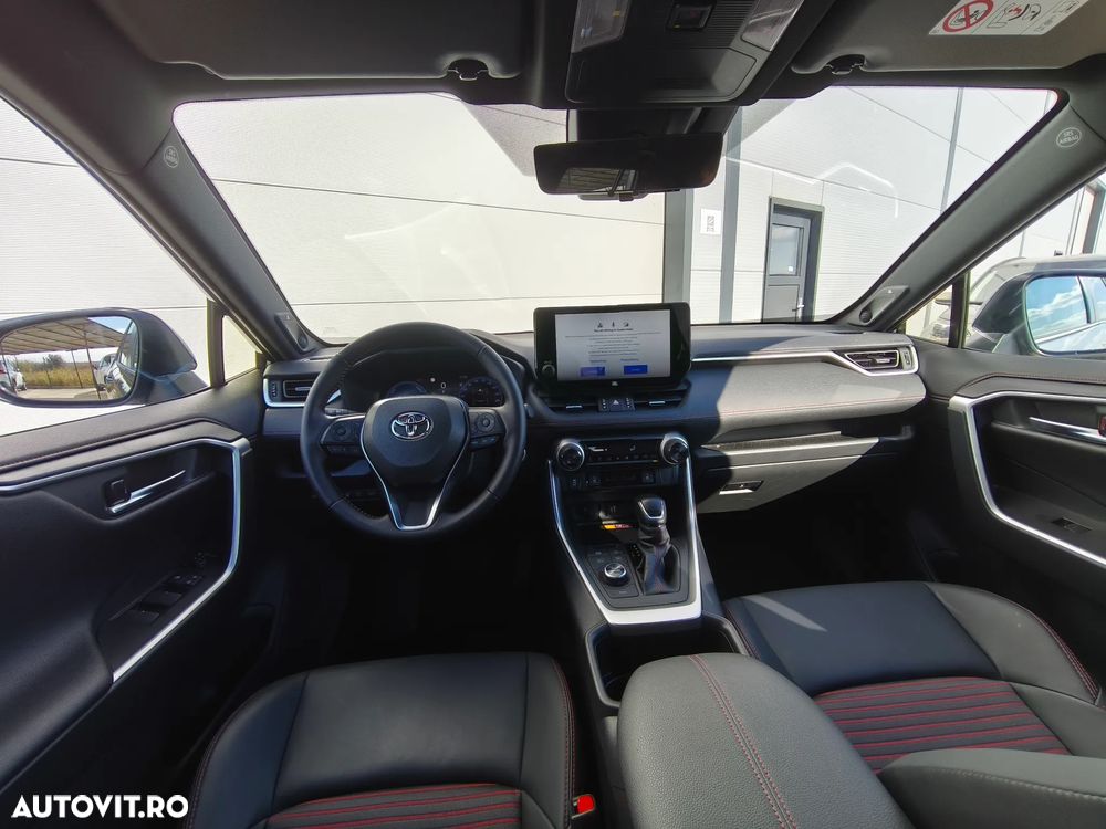 Toyota RAV4 - 9
