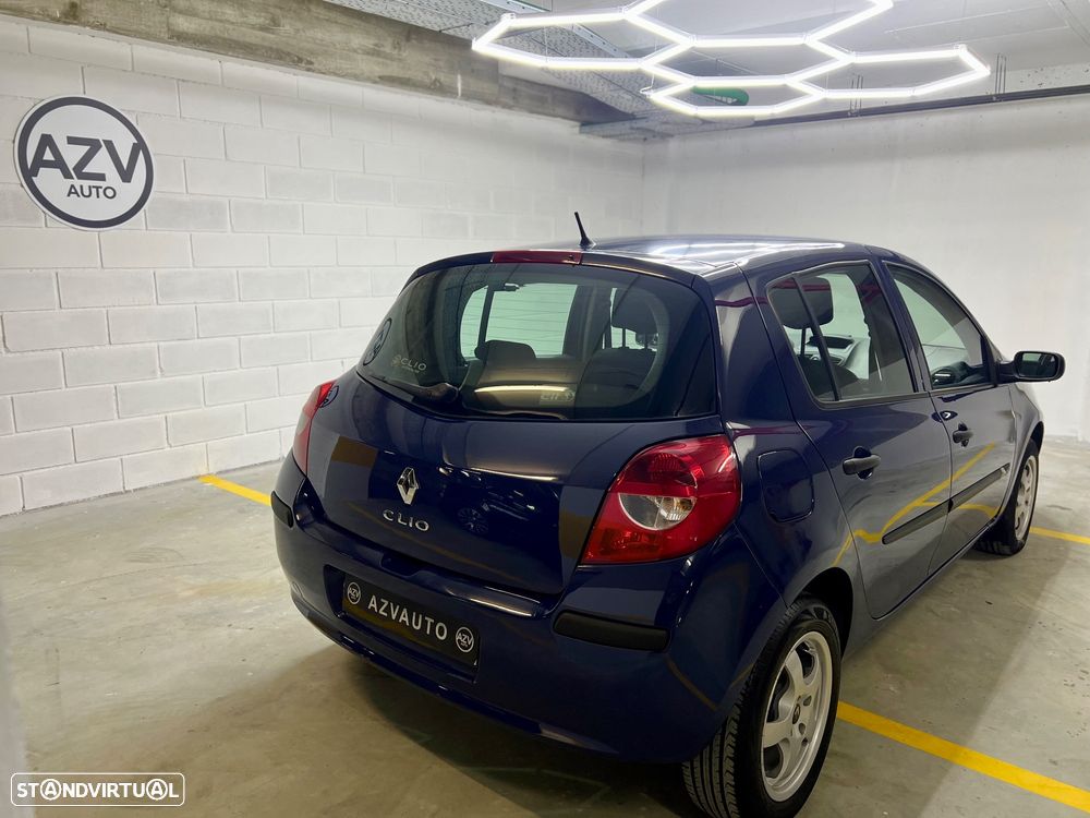 Renault Clio 1.5 dCi Confort - 6