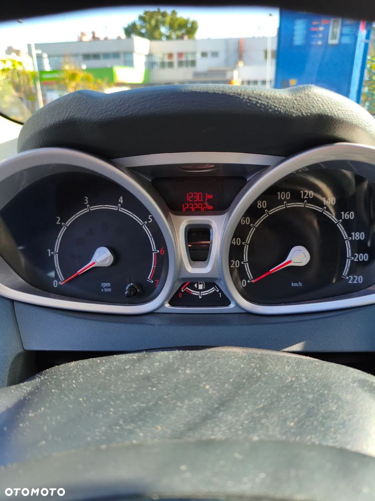 Ford Fiesta 1.25 Titanium - 4