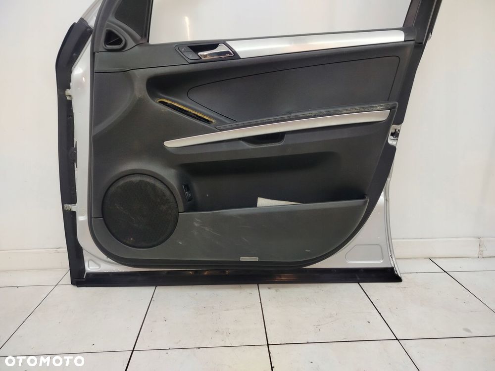 mercedes ml w164 05r- drzwi prawe przednie prawy przód 775 - 12
