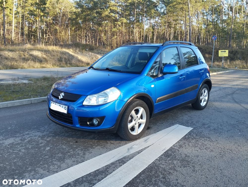 Suzuki SX4 1.6 VVT 4x2 Comfort - 4