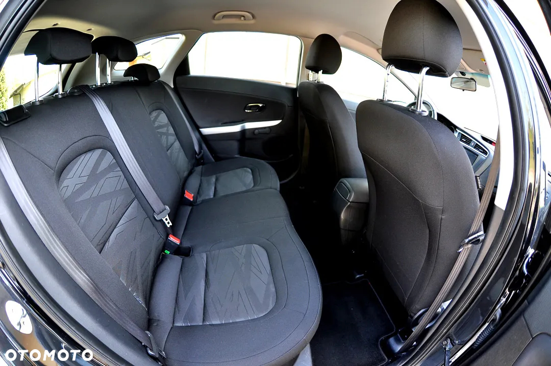Kia Ceed 1.4 L Business Line Plus - 19