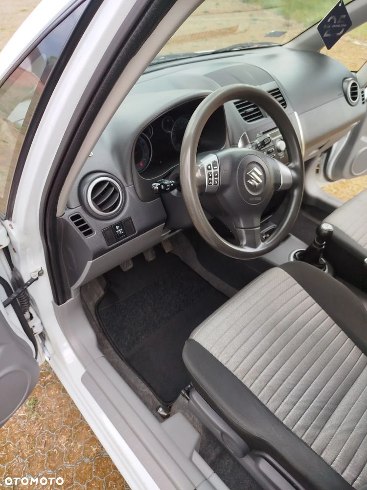 Suzuki SX4 1.6 VVT 4x2 Club - 6
