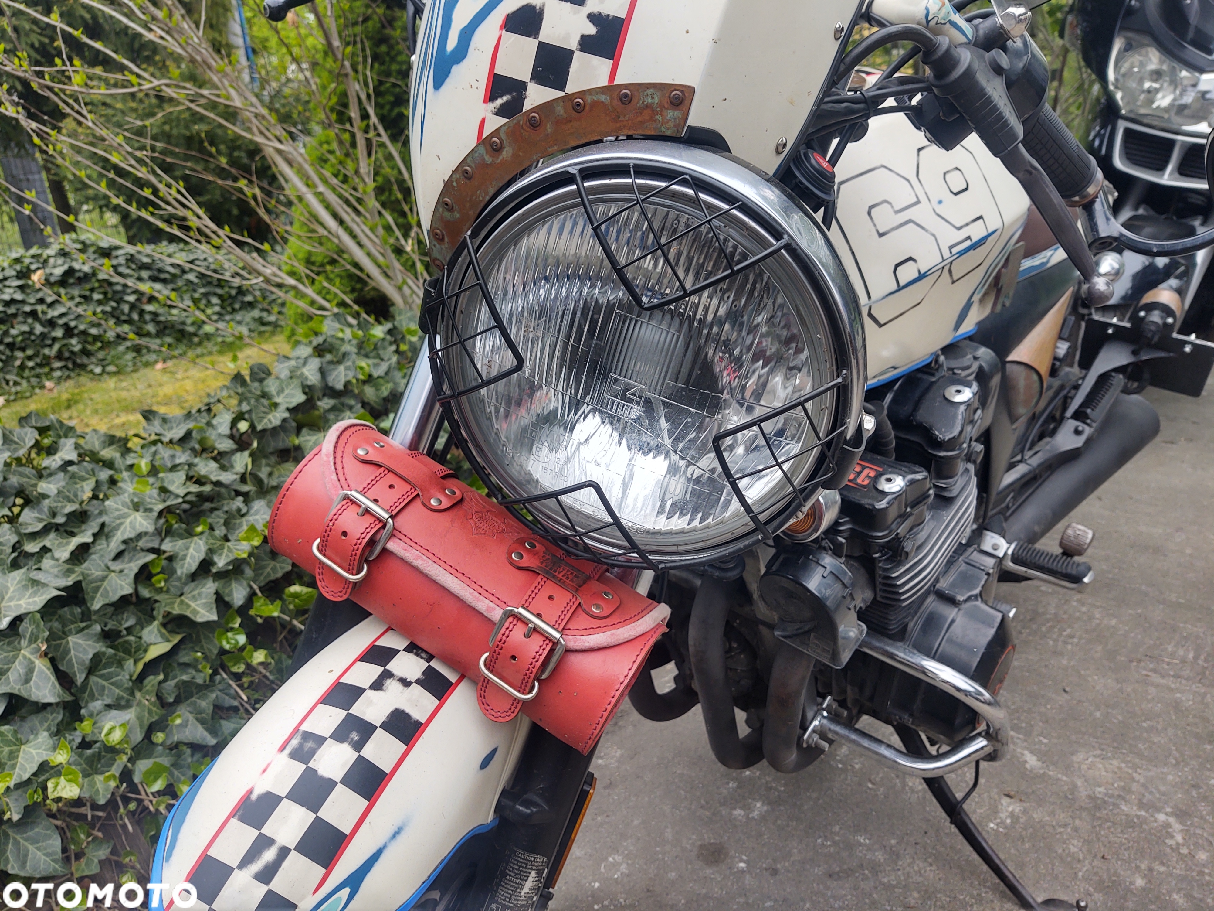 Suzuki GR - 16