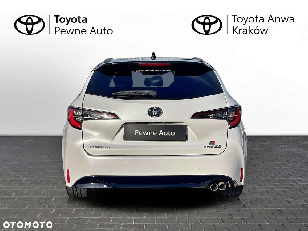 Toyota Corolla 2.0 Hybrid GR Sport - 8