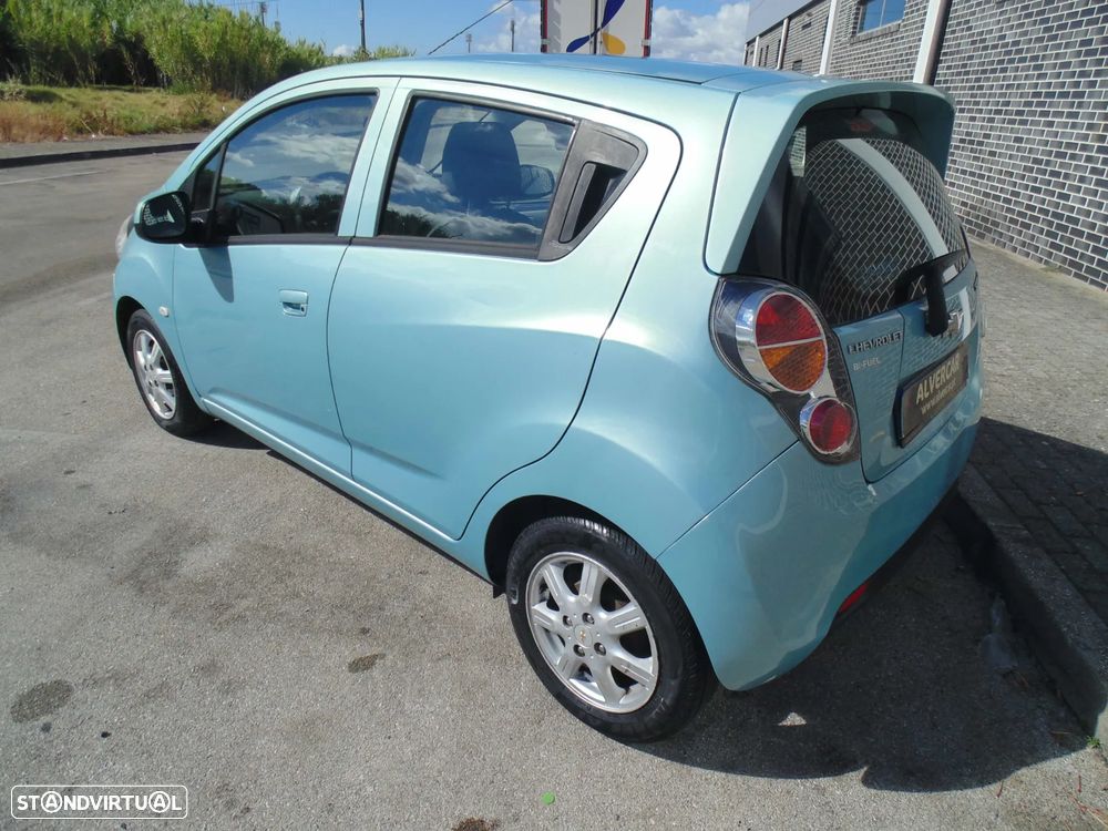 Chevrolet Spark 1.0 LS Bi-Fuel - 13