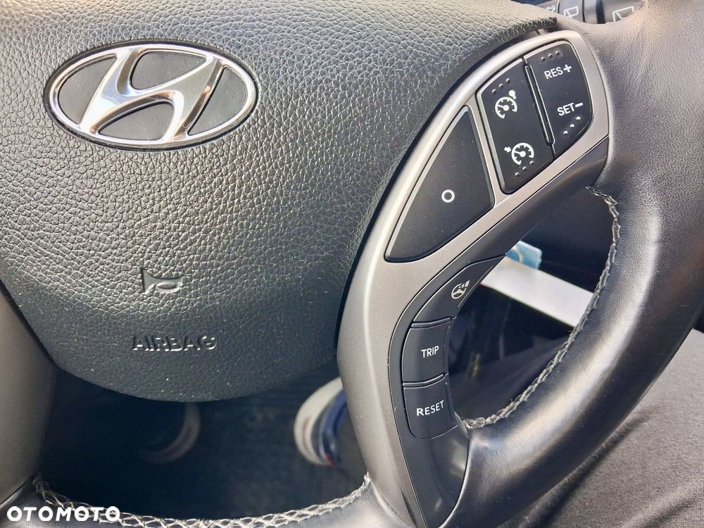 Hyundai i30 1.6 CRDi Comfort - 16