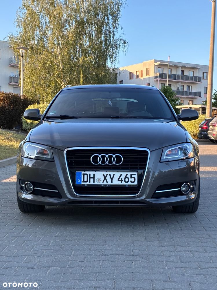 Audi A3 Sportback 2.0 TDI DPF S line Sportpaket (plus) - 4