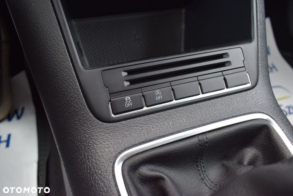 Volkswagen Tiguan - 27