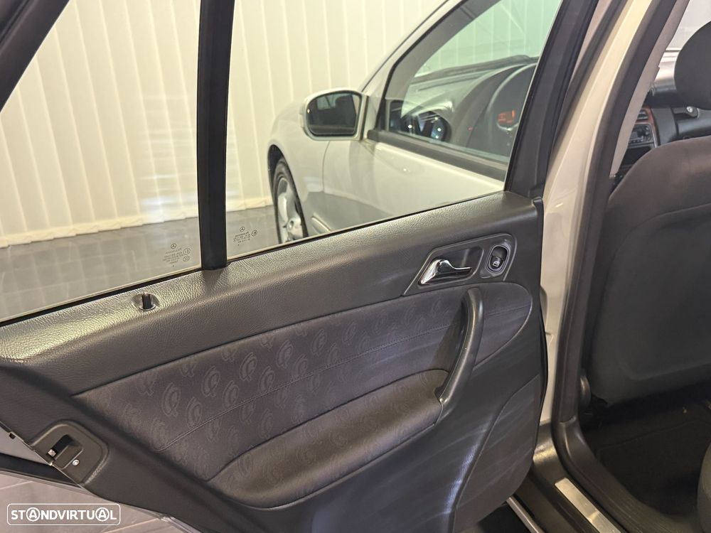 Mercedes-Benz C 220 - 18
