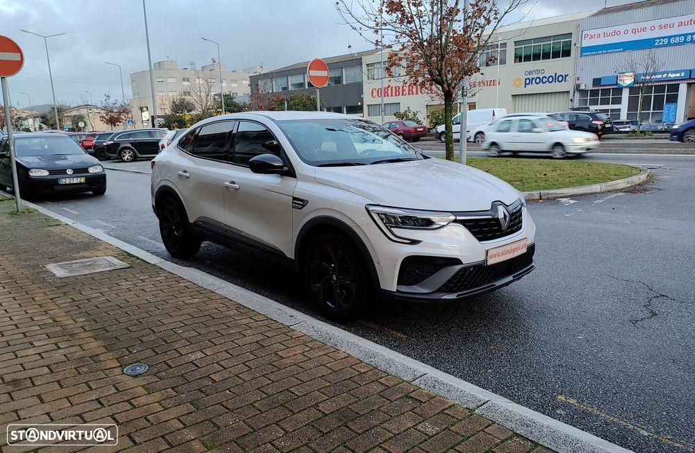 Renault Arkana 1.6 E-Tech R.S.Line - 3