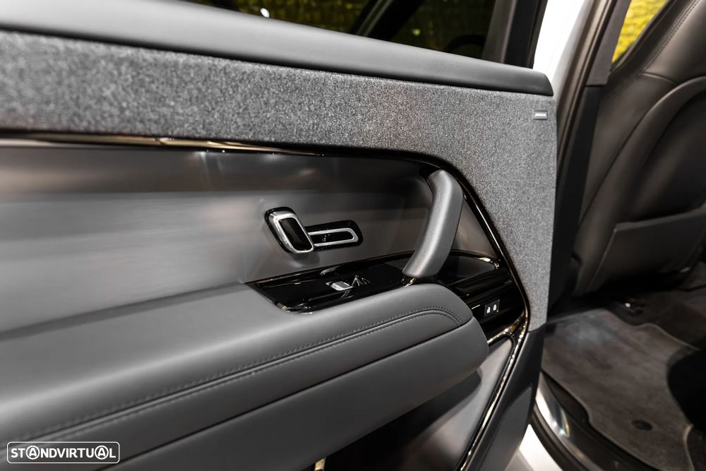 Land Rover Range Rover Sport - 28