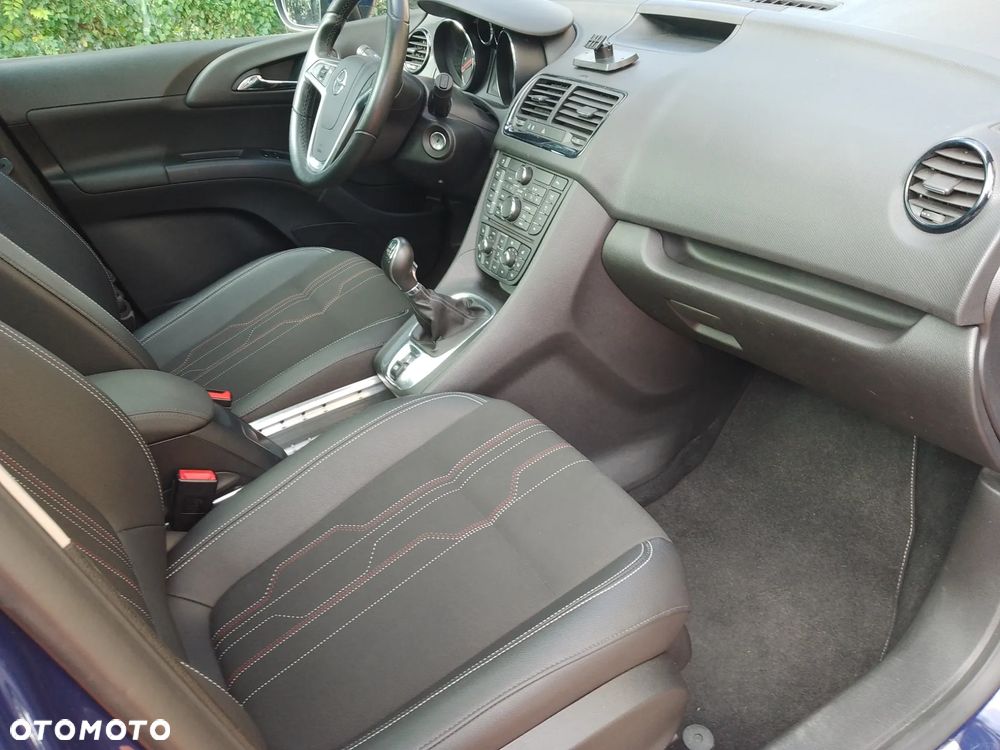 Opel Meriva 1.4 T Cosmo - 32