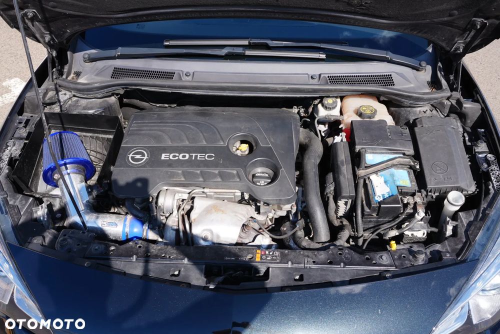 Opel Astra 1.6 T SIDI Sport S&S - 36