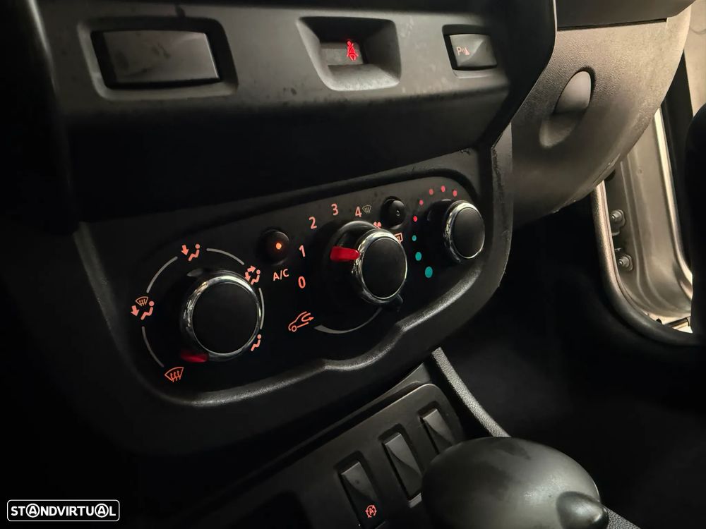 Dacia Duster 1.5 dCi Prestige - 19