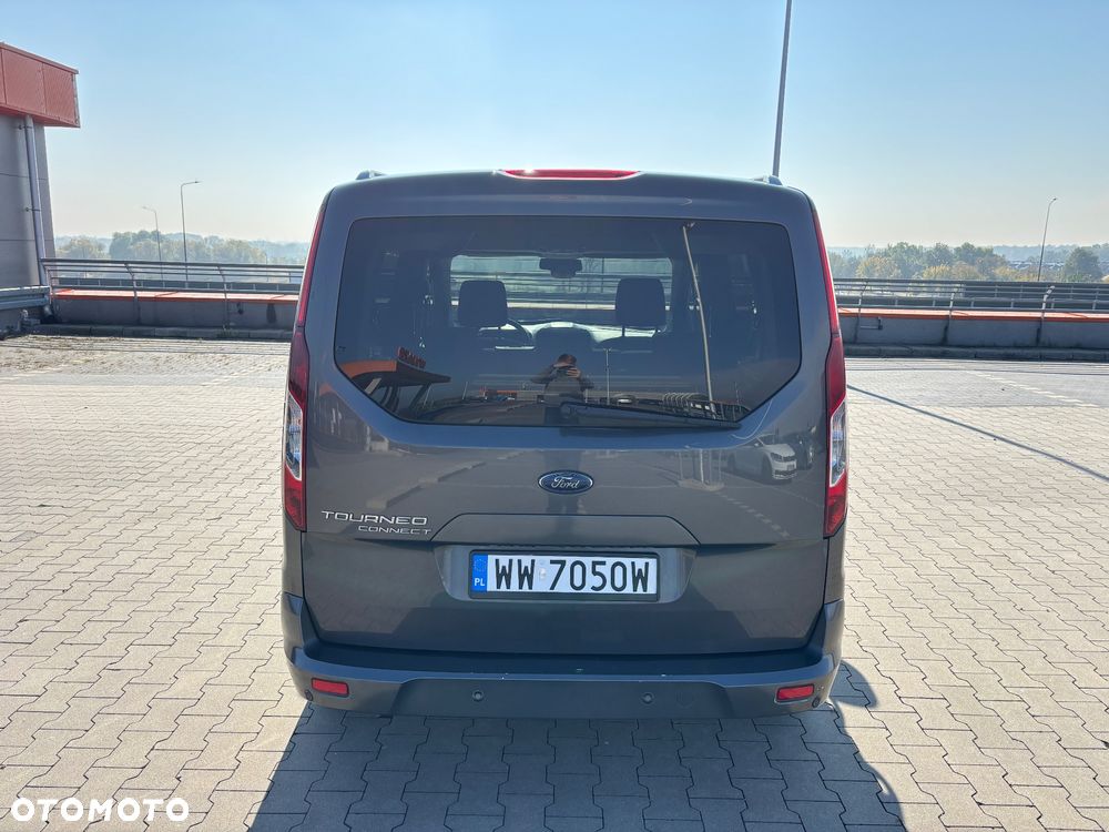 Ford Tourneo Connect 1.5 TDCi Titanium - 4