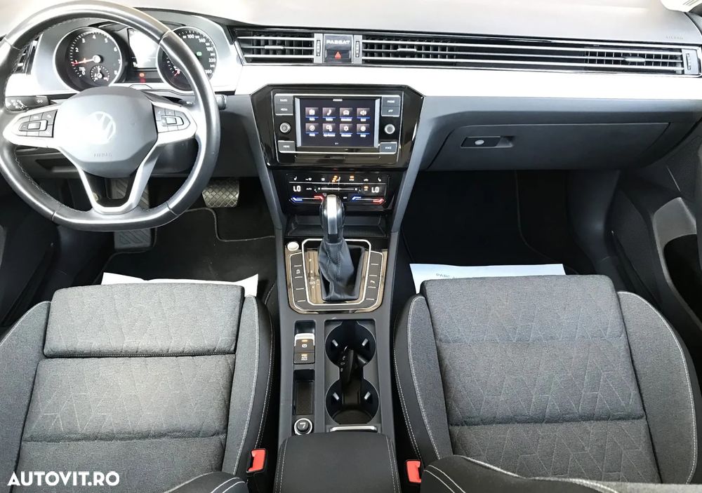 Volkswagen Passat - 6