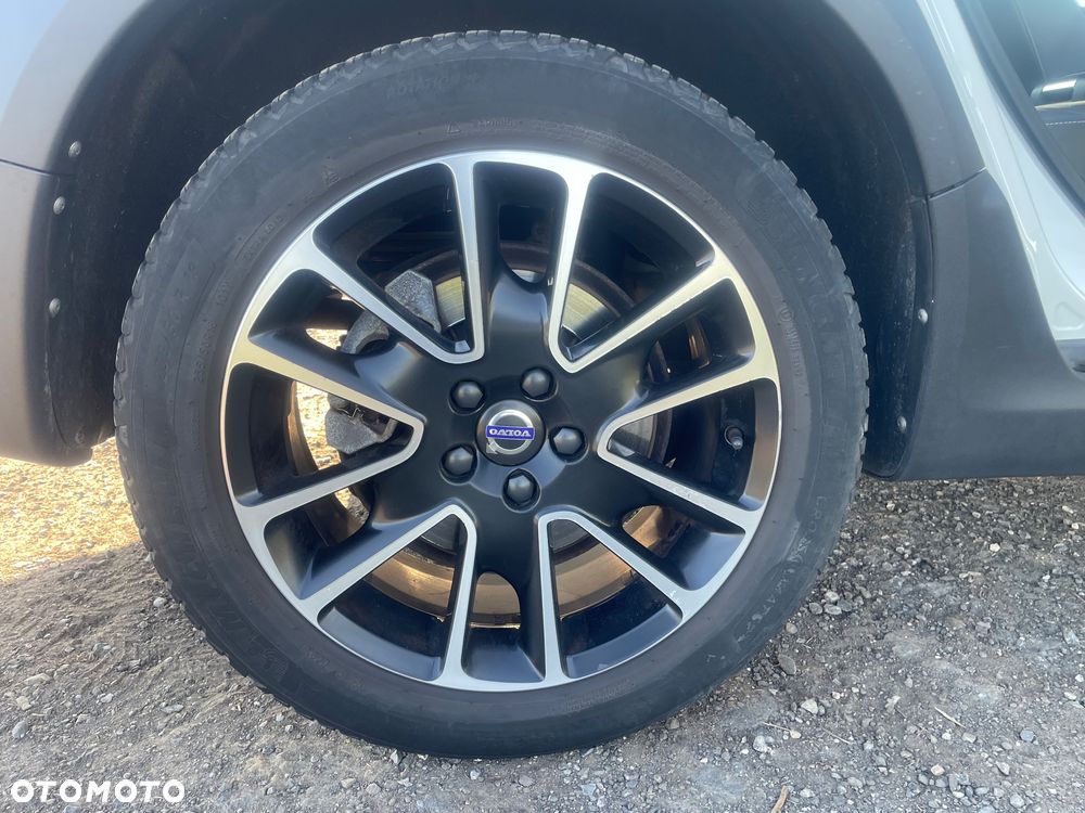 Volvo XC 70 D4 AWD Dynamic Momentum EU6 - 29