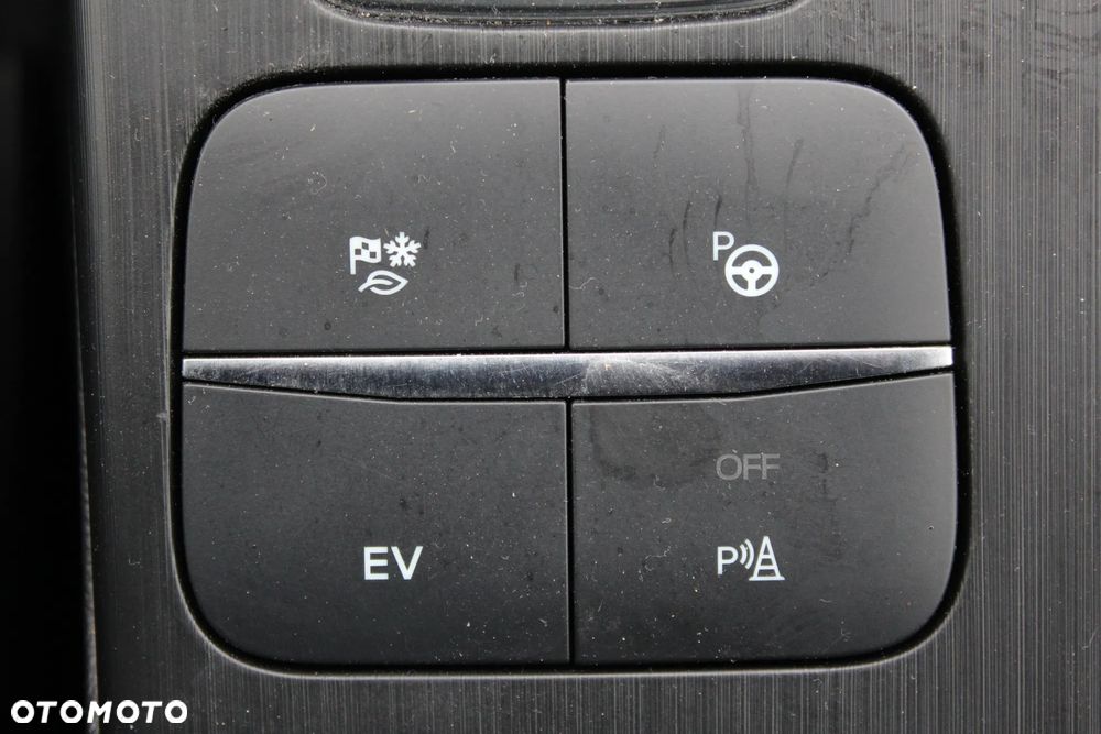 Ford Kuga 2.5 Duratec PHEV VIGNALE - 31