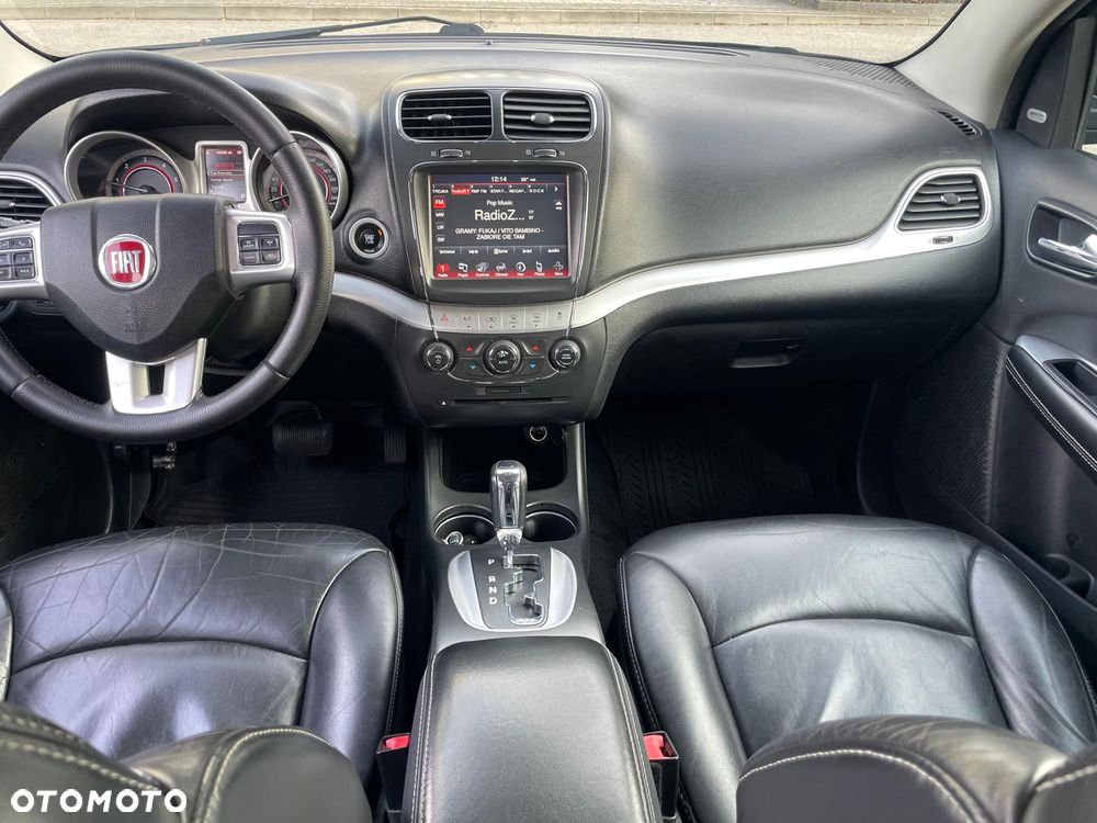 Fiat Freemont 2.0 Multijet Black Code AWD - 32