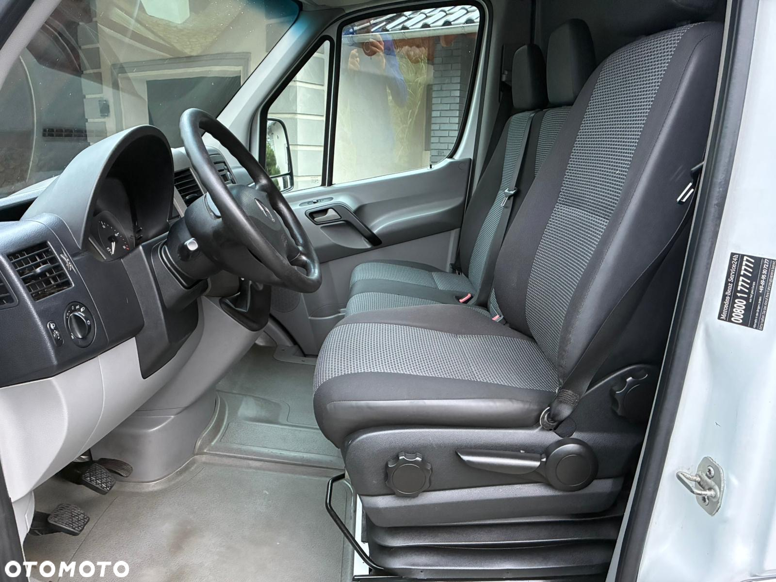 Mercedes-Benz Sprinter 906 311 CDI - 29