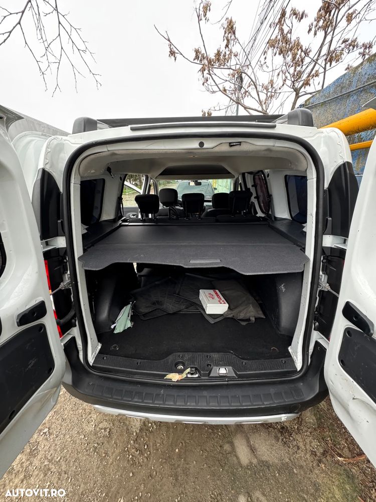 Dacia Dokker SCe 100 Stepway - 15