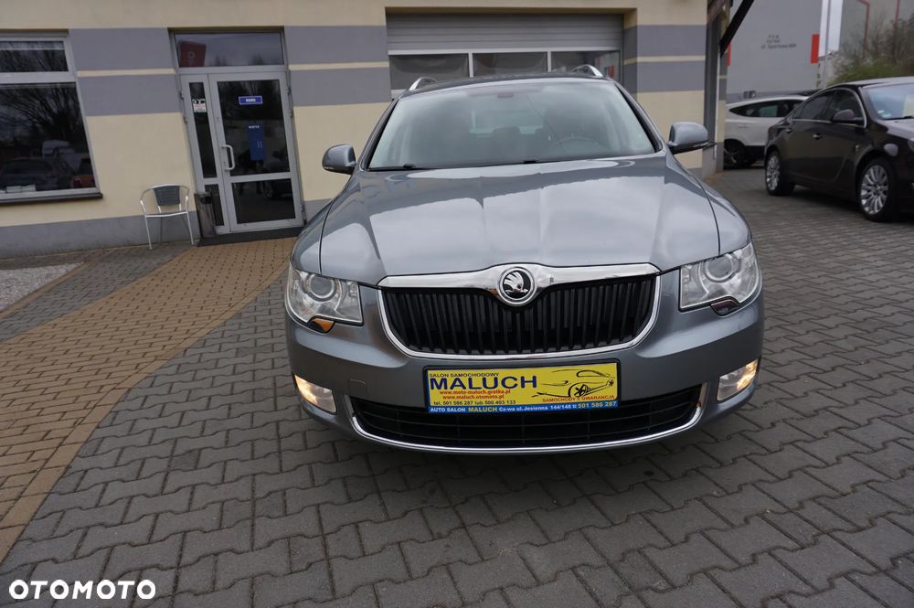 Skoda Superb 2.0 TDI DSG FAMILY - 6