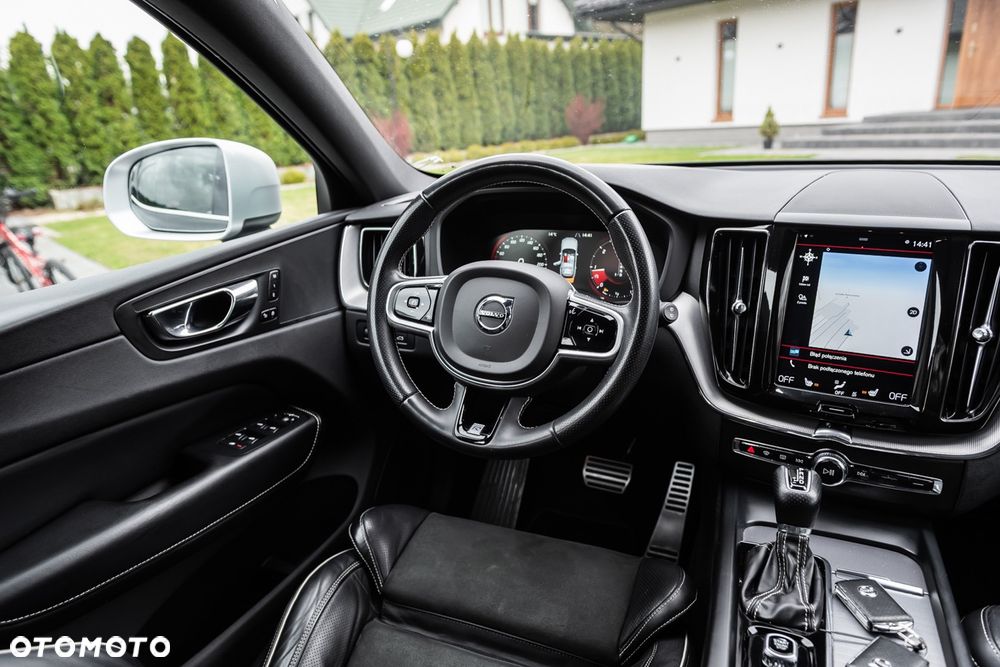 Volvo XC 60 D4 Drive-E R-Design Kinetic - 20