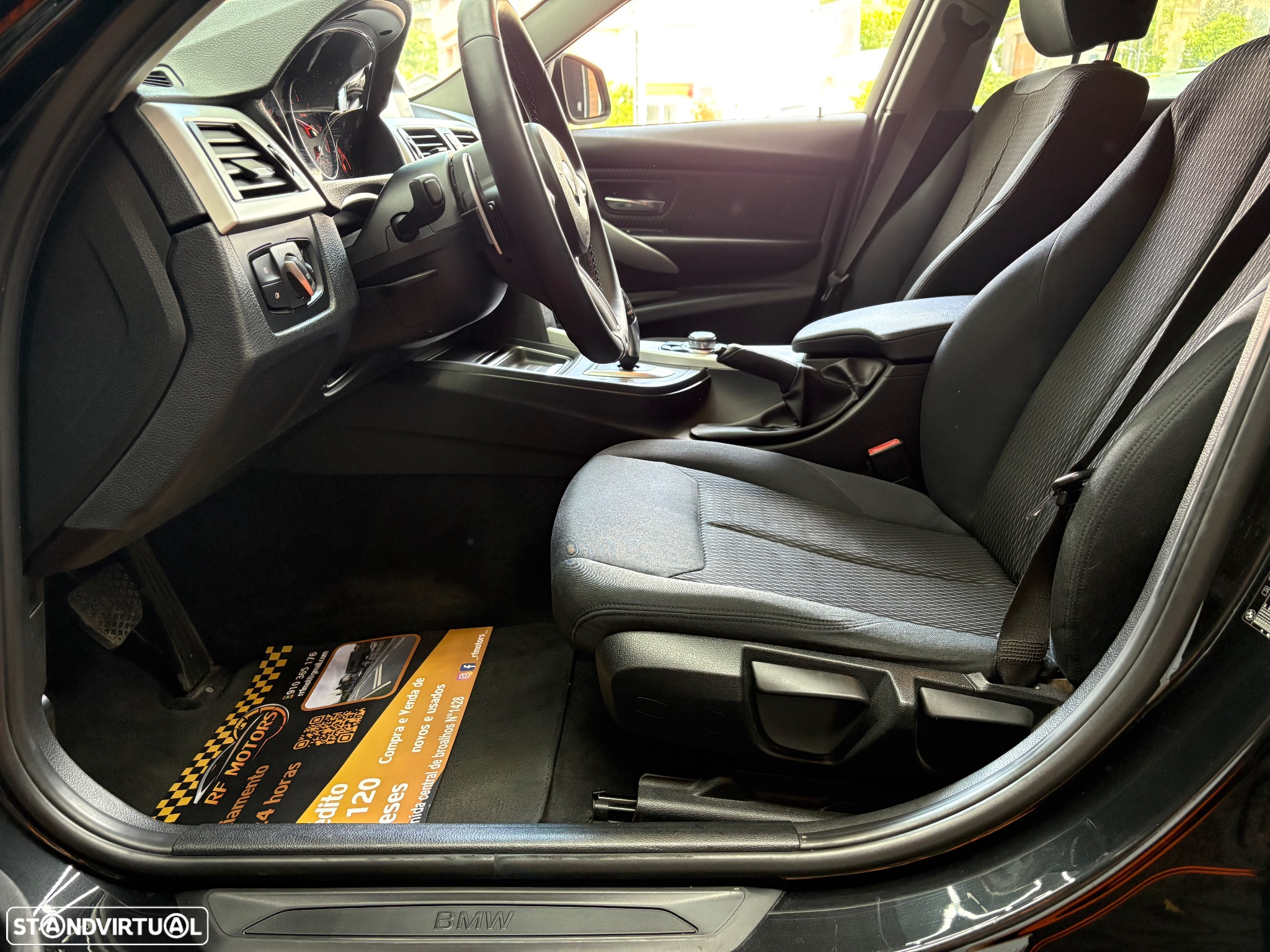 BMW 318 d Aut. Sport Line - 29