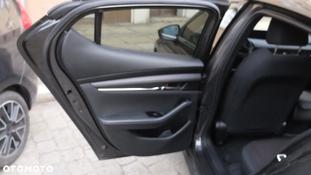 Mazda 3 2.0 mHEV AWD Kanjo - 8