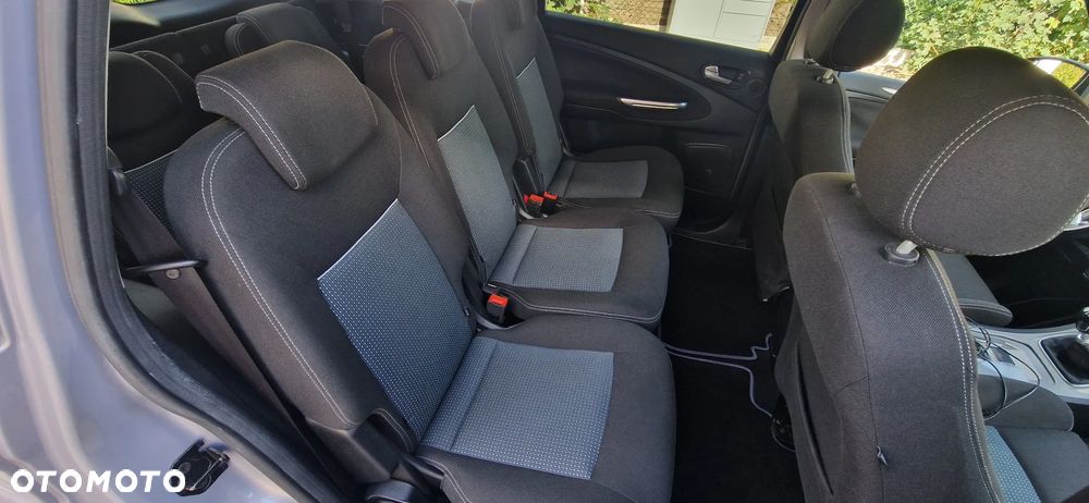 Ford S-Max 2.0 TDCi Titanium - 17