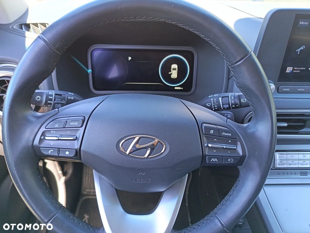 Hyundai Kona Business - 11