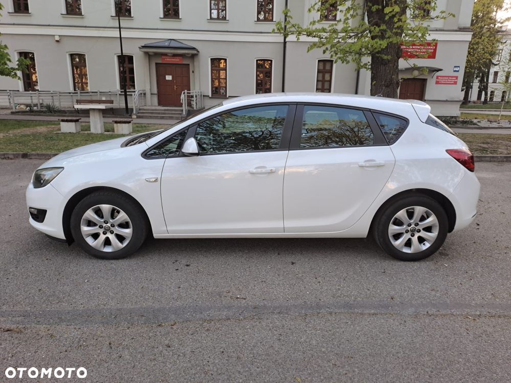 Opel Astra 1.6 Enjoy - 4