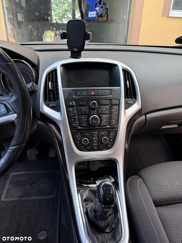 Opel Astra - 18