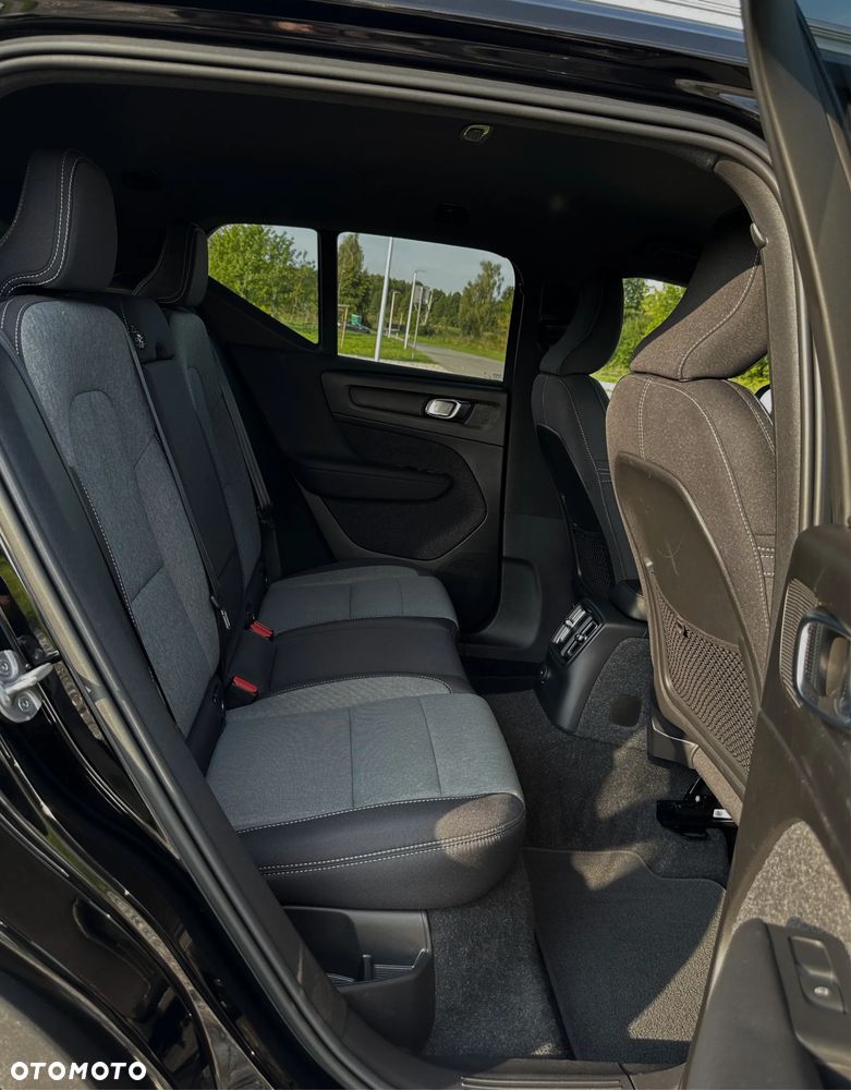 Volvo XC 40 T4 Recharge DKG Inscription Expression - 37
