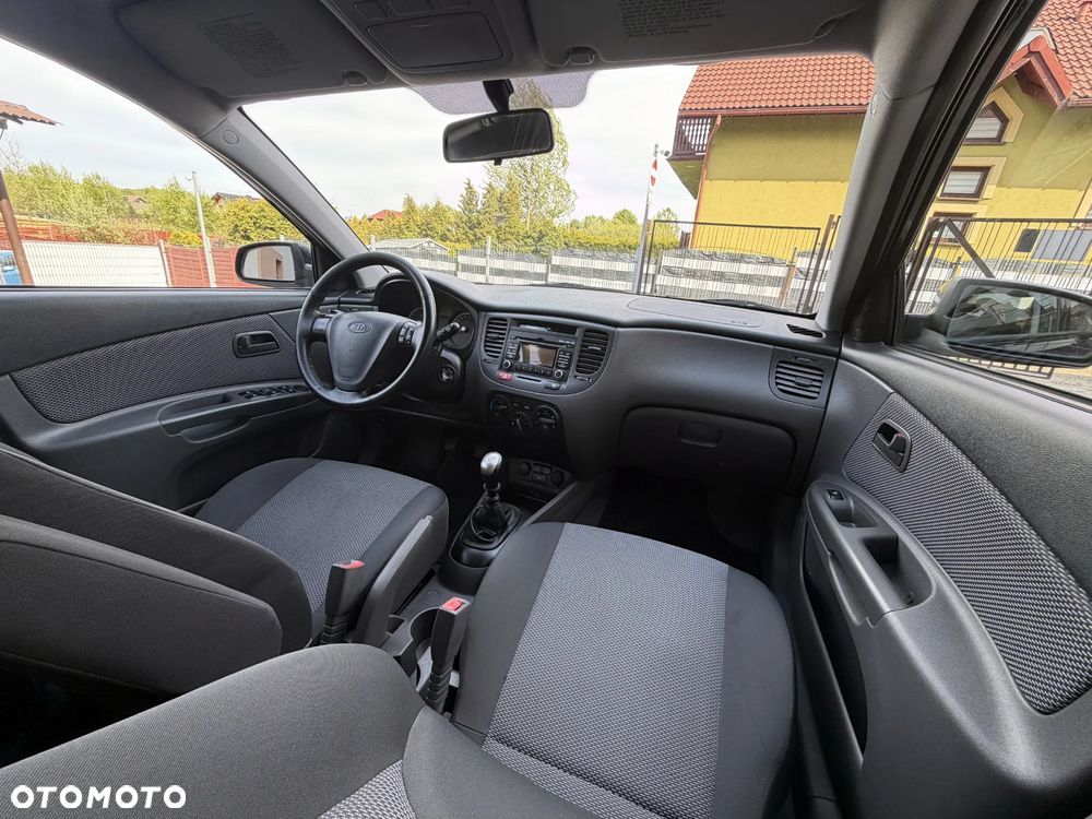 Kia Rio 1.4 Vision - 16