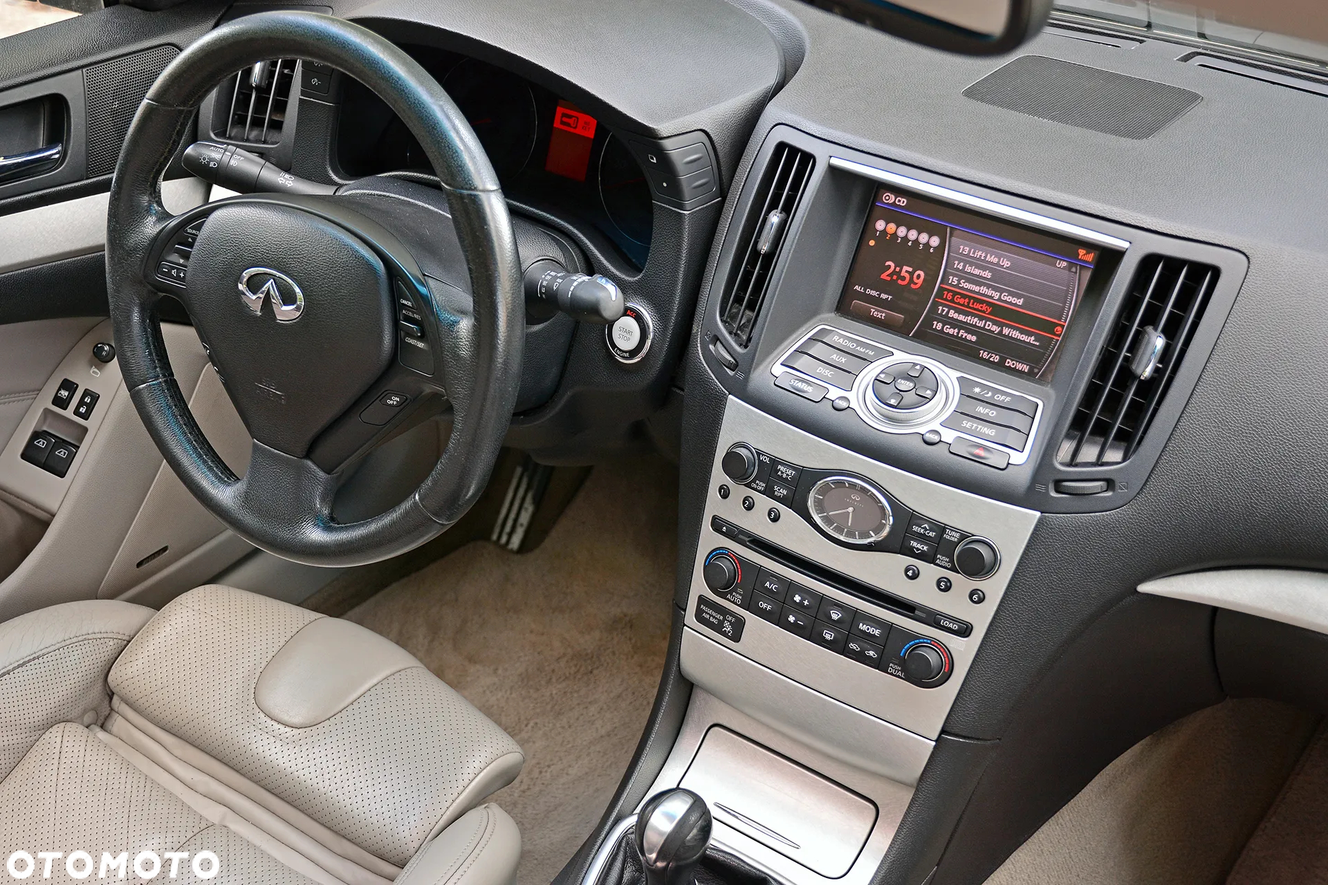 Infiniti G G37 S - 24