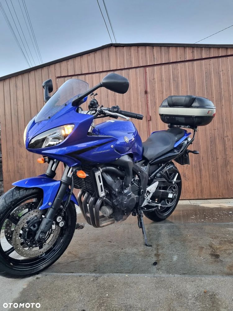 Yamaha FZ6 - 1