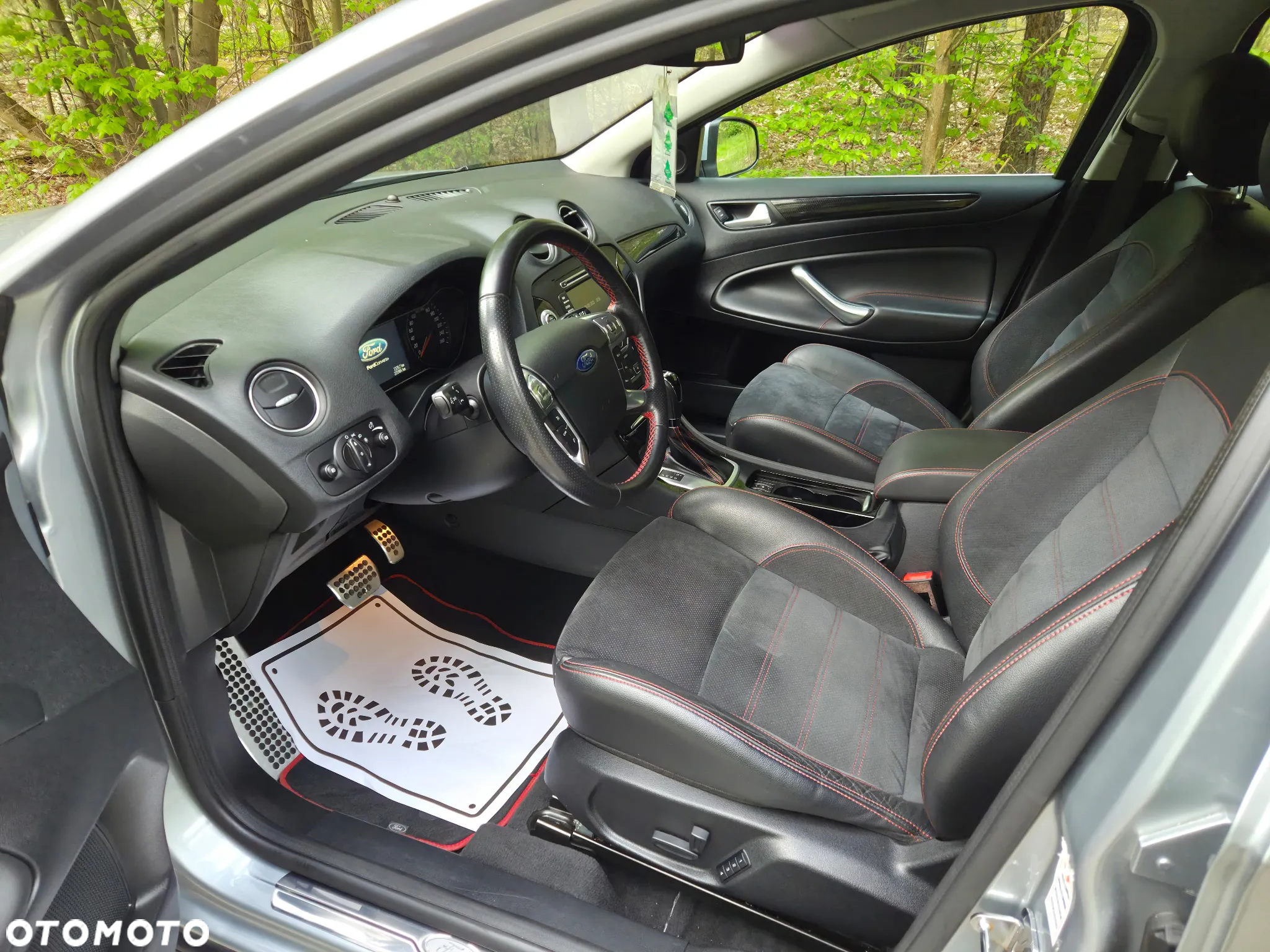 Ford Mondeo 2.0 TDCi Ghia - 13