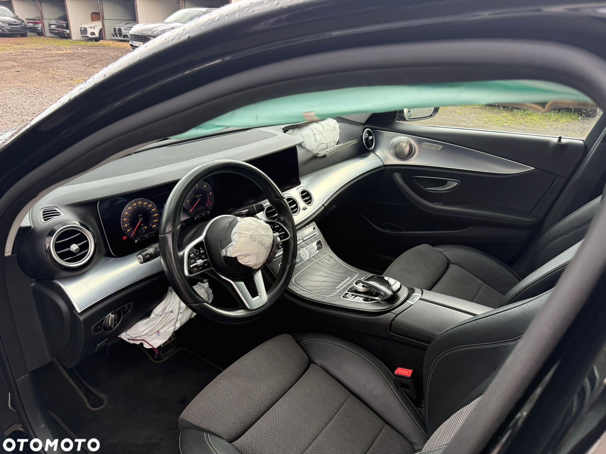 Mercedes-Benz Klasa E 220 d 9G-TRONIC - 14