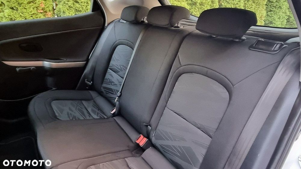 Kia Ceed - 15