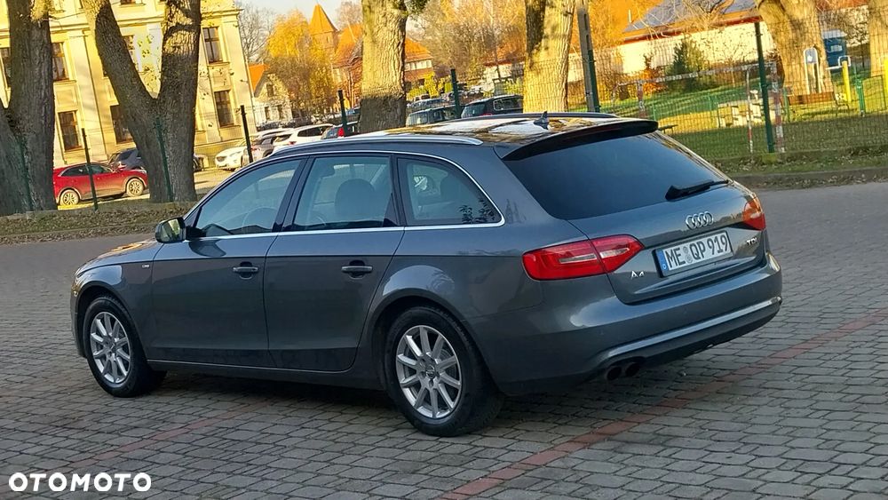 Audi A4 Avant - 4